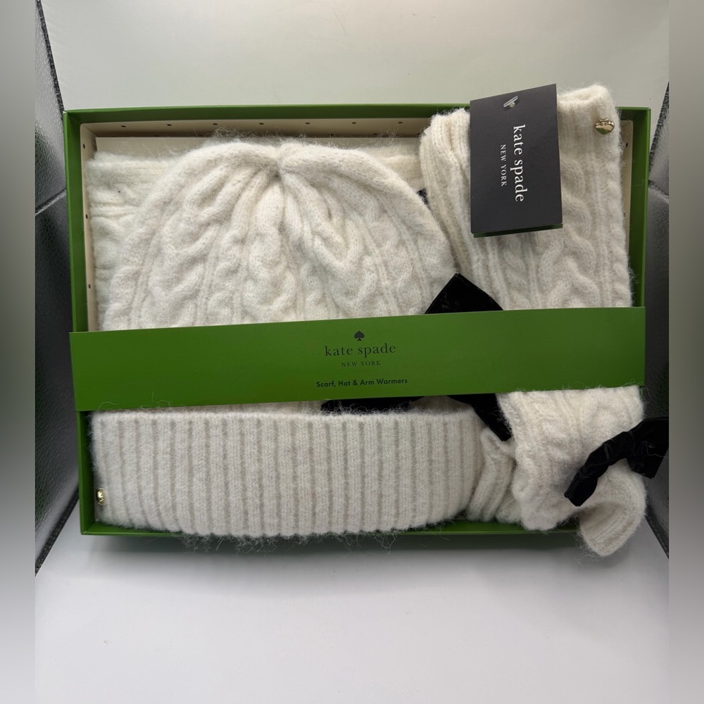 Kate Spade Scarf, Hat & Arm Warmers Set Velvet Cable Bow Cream One Size